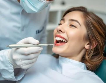 Профессиональная чистка зубов 